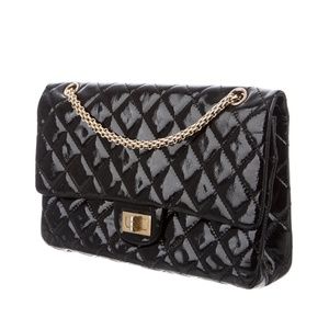 CHANEL Reissue 227 Double Flap Bag